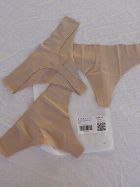 NWT Vitality Skinvisible Thong — Antler— Size S